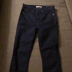 Too big and non returnable due to sale price